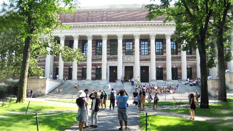 Amerika’da Hangi Üniversiteler İyi?